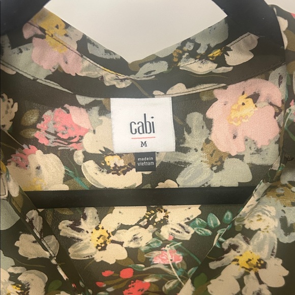 Cabi Replay Top Flower Toss Print - Picture 2 of 2